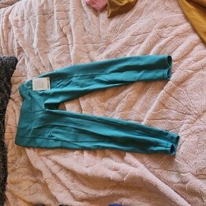 lululemon leggings never worn nwt 8